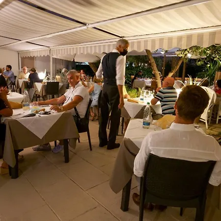Hotell Ausonia Follonica