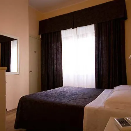 Ausonia Hotell 3*
